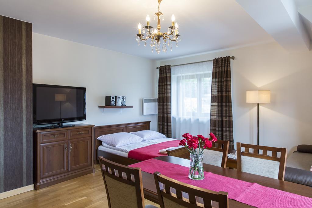 Udanypobyt Apartamenty Snowbird Koscielisko Exterior photo